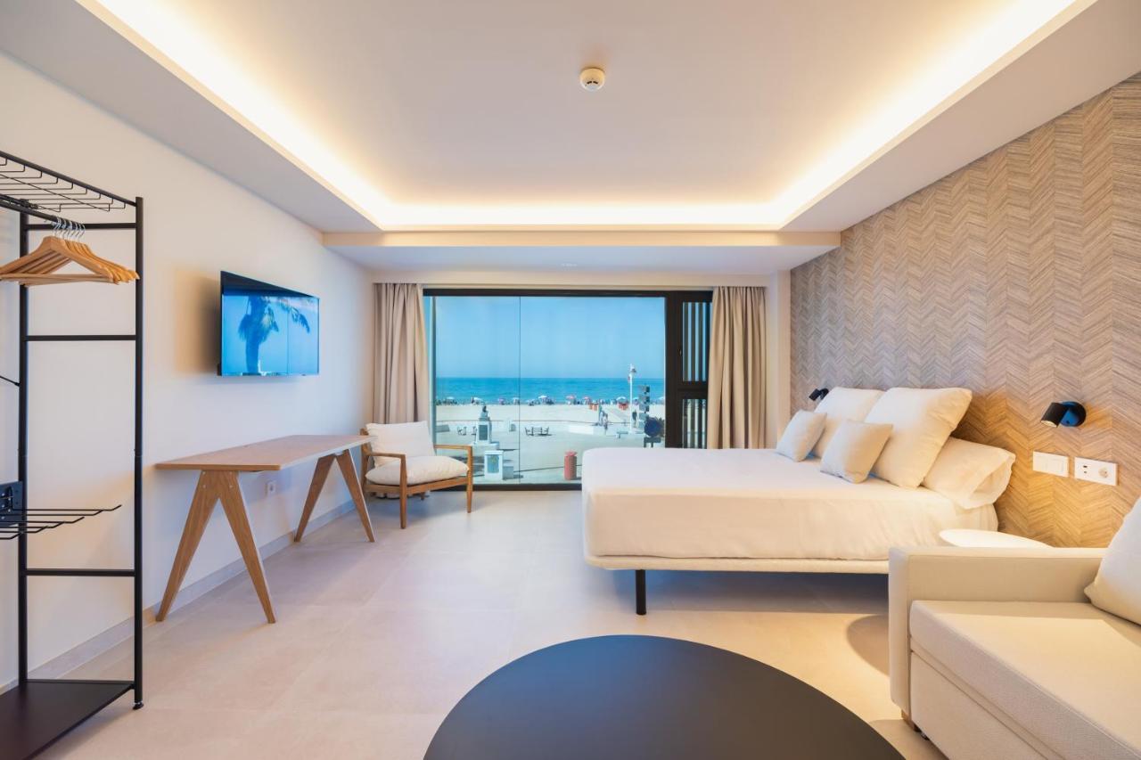 Apartamentos Playa Victoria 加的斯 外观 照片